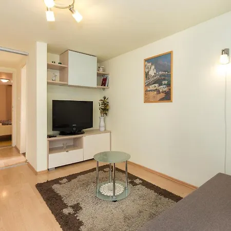 Bruno Apartment